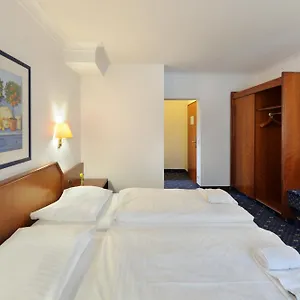 3* Szálloda Ambassador Parkhotel